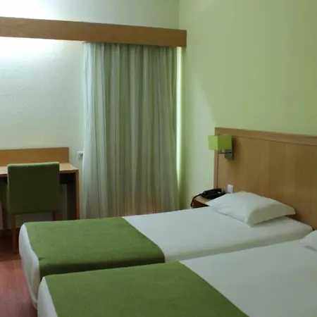 Garden Ξενοδοχείο 3*