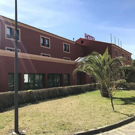 Garden Hotel 3*