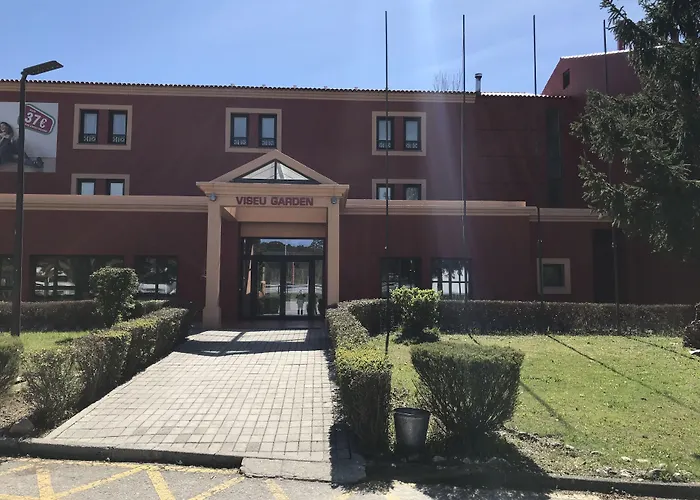 Отель Garden Визеу